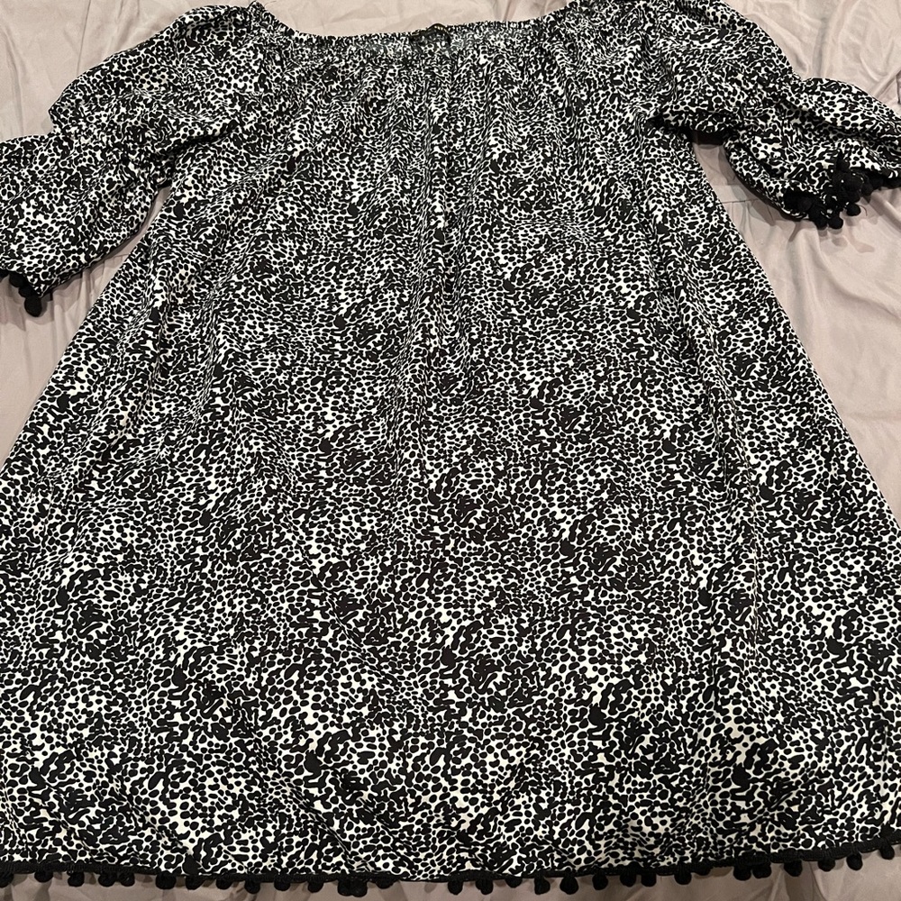 Off shoulder dress size XL
